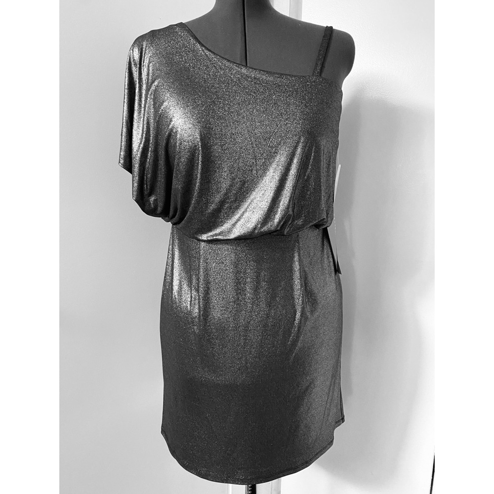 nwt Emma & Michele silver shimmer club mini dress cold one off shoulder stretch